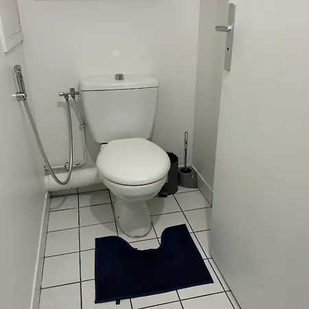 Apartment Comfortable In With Garden